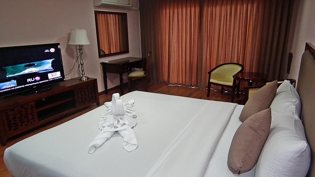 דירות Abricole At Pattaya Hill מראה חיצוני תמונה