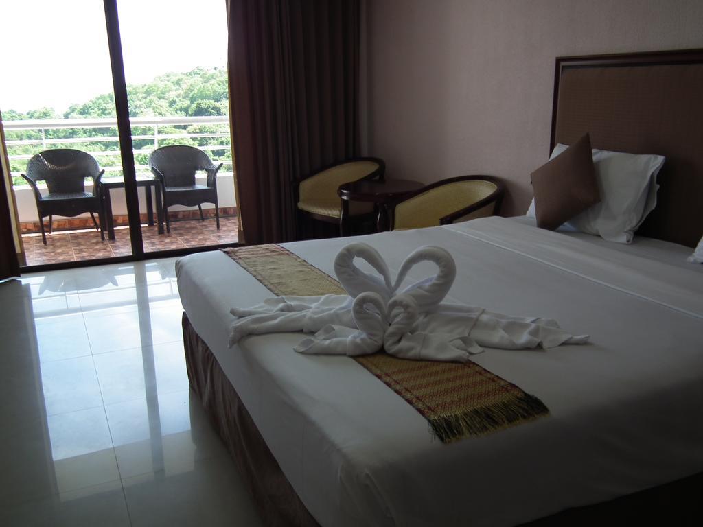 דירות Abricole At Pattaya Hill מראה חיצוני תמונה