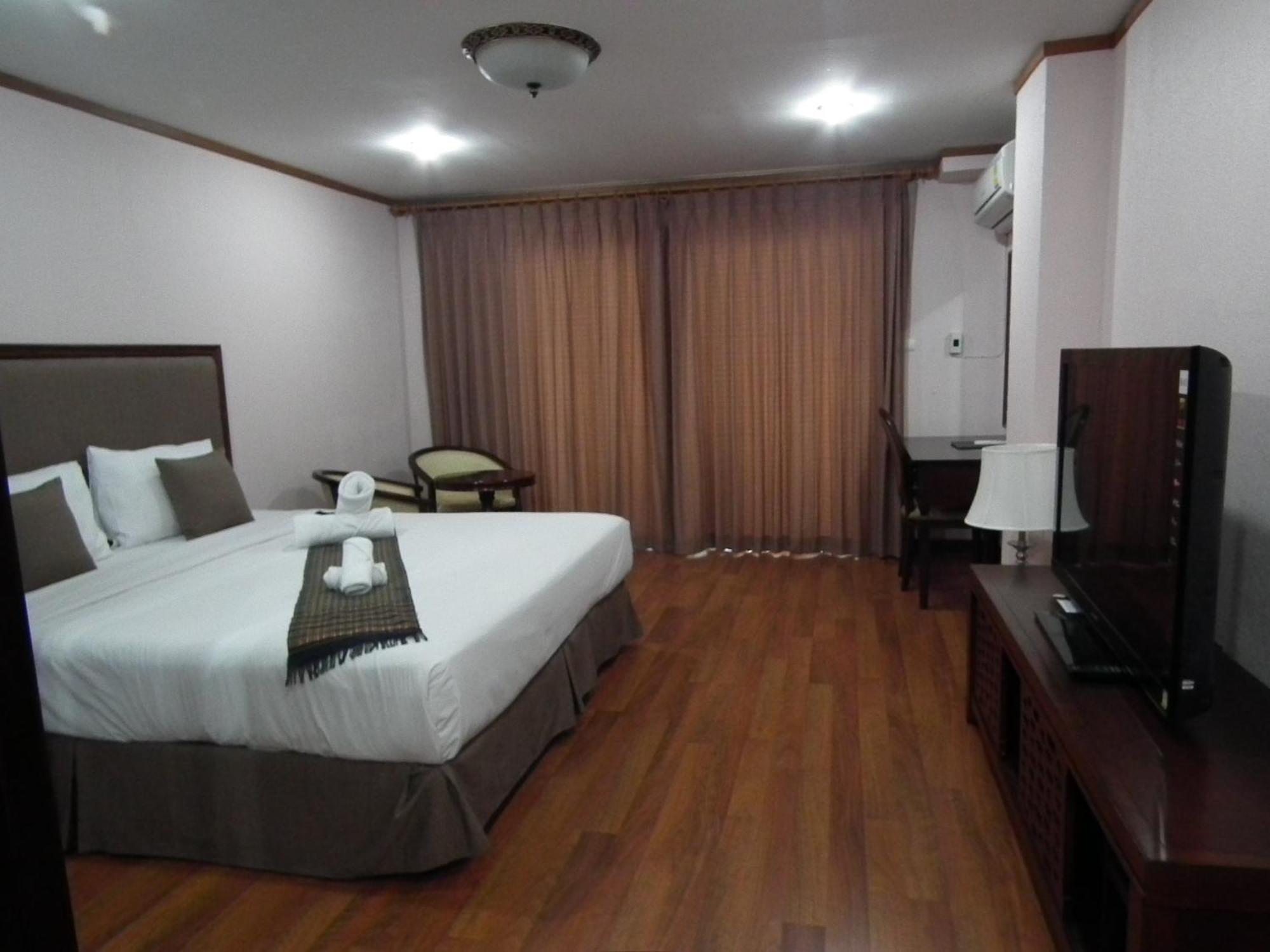 דירות Abricole At Pattaya Hill מראה חיצוני תמונה
