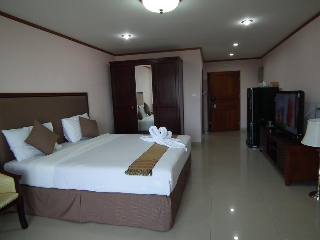 דירות Abricole At Pattaya Hill מראה חיצוני תמונה