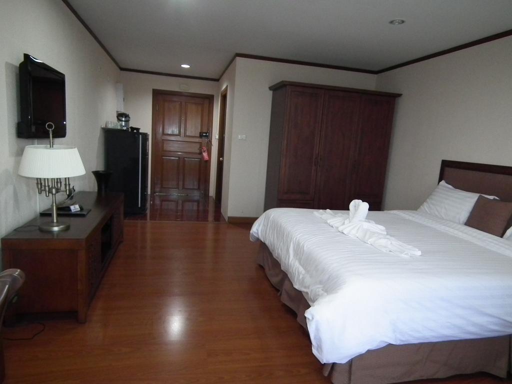 דירות Abricole At Pattaya Hill מראה חיצוני תמונה