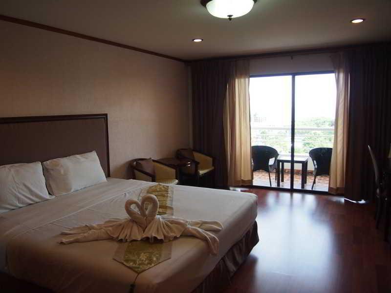 דירות Abricole At Pattaya Hill מראה חיצוני תמונה