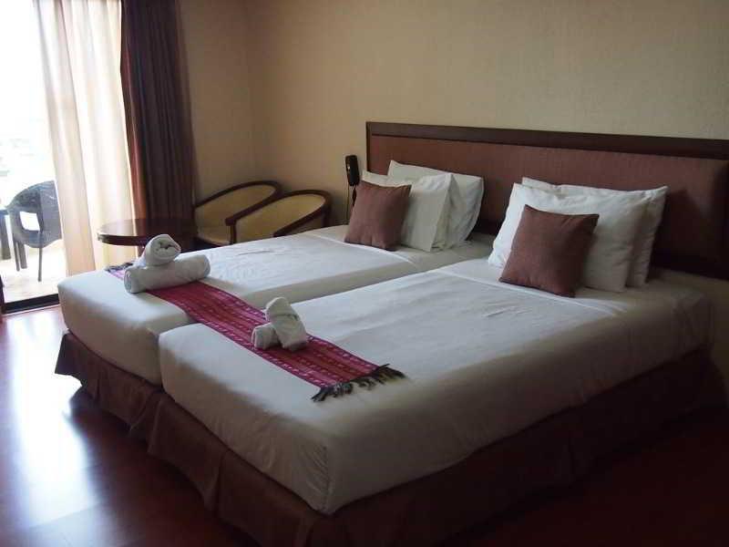 דירות Abricole At Pattaya Hill מראה חיצוני תמונה