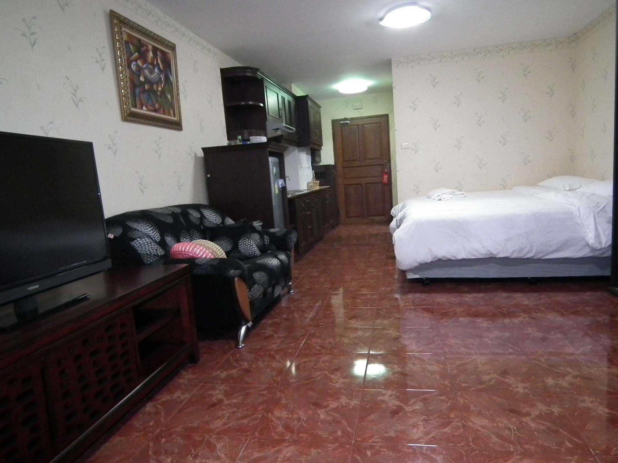 דירות Abricole At Pattaya Hill מראה חיצוני תמונה